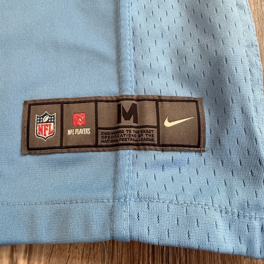 Nike On Field Tennessee Titans Marcus Mariota Youth Medium Football Jersey - Picture 2 of 6